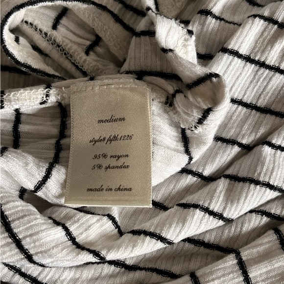 Francesca’s Tank - Picture 4 of 4